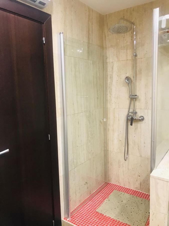 Apartamento 5 Home Suites Almeria Bagian luar foto