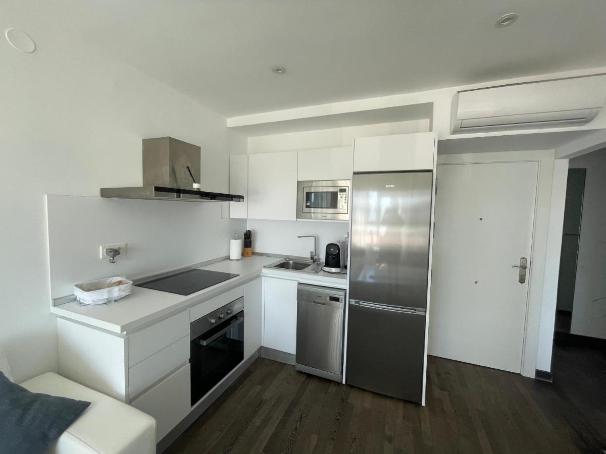 Apartamento 5 Home Suites Almeria Bagian luar foto